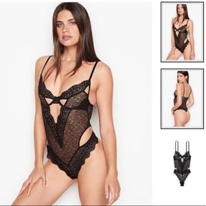 NWOT Victorias Secret Very Sexy Embroidered Teddy